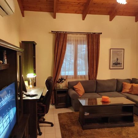Efishouse Villa Vrises  ภายนอก รูปภาพ